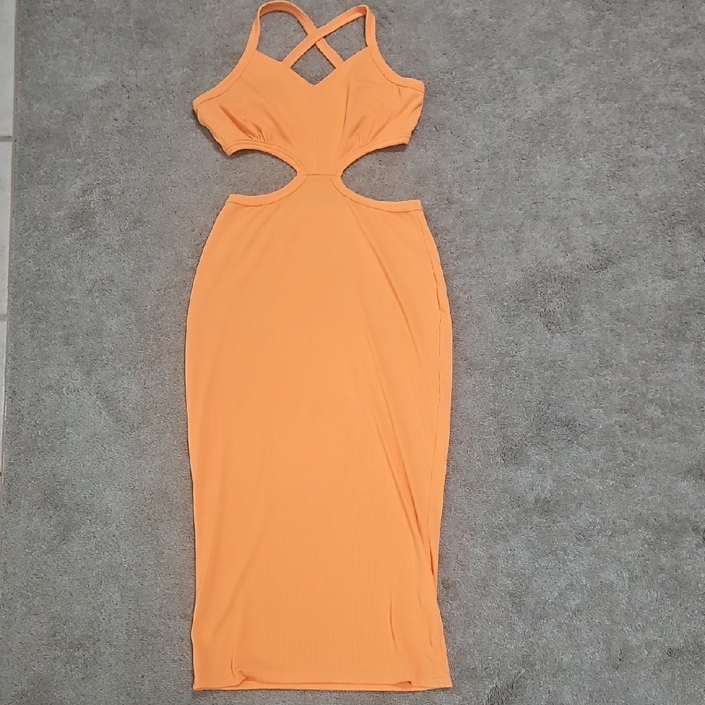 Elegant Orange Cut-Out Midi Dress